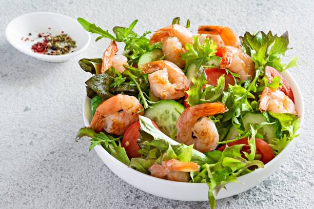 Vegetable and shrimp salad